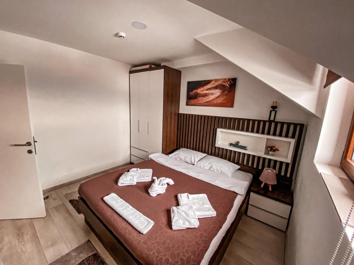 Dzankovic Apartment *